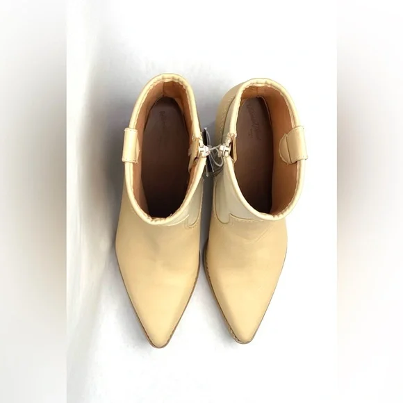 Universal Thread Women's Cream Kay Western Style Zip Boot/Bootie Size 7.5 NWT - Picture 6 of 12